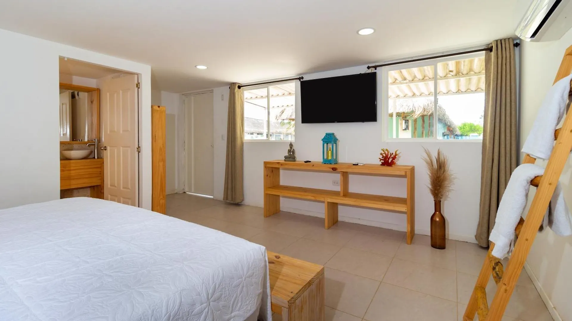 Hotel Arena Beach Cartagena